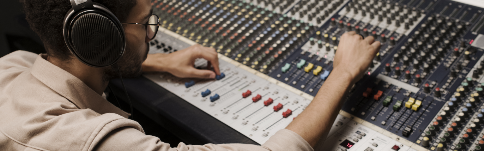 Electrifying Stories from the Radio World